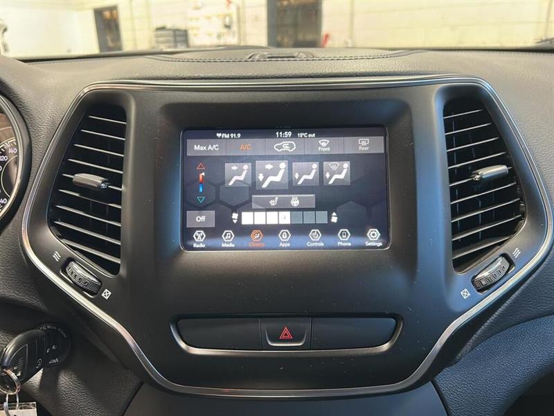 jeep Cherokee 2021 - 24