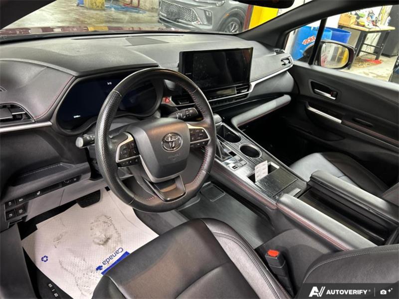toyota Sienna 2025 - 16