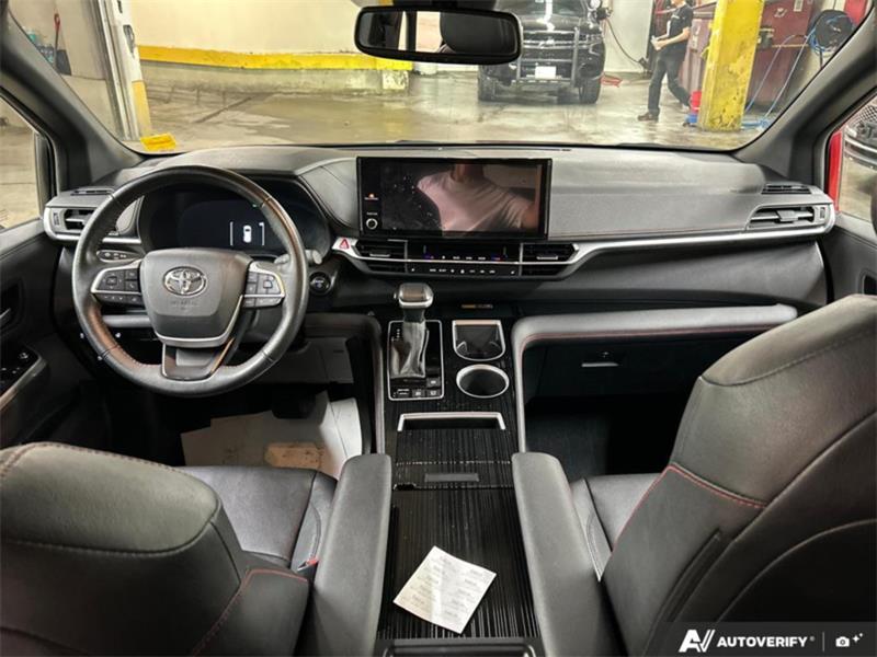 toyota Sienna 2025 - 27