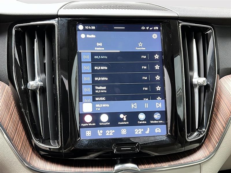 volvo XC60 2022 - 17