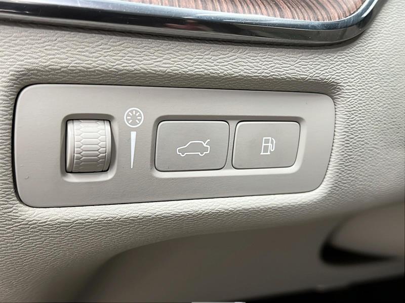 volvo XC60 2022 - 23