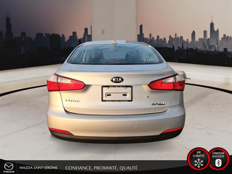 kia Forte 2015 - 6