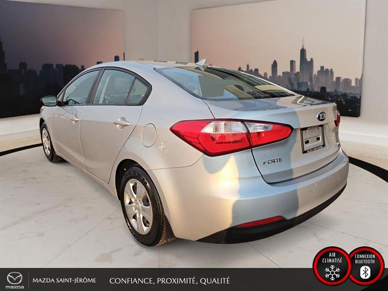 kia Forte 2015 - 8