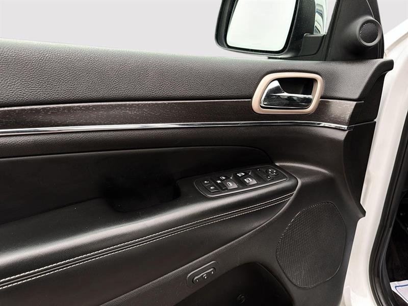 jeep Grand Cherokee 2017 - 12