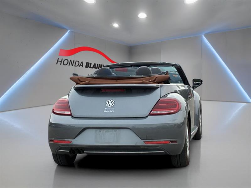 volkswagen Beetle Convertible 2019 - 10