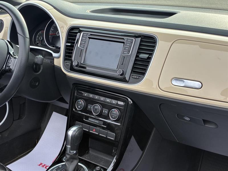 volkswagen Beetle Convertible 2019 - 16