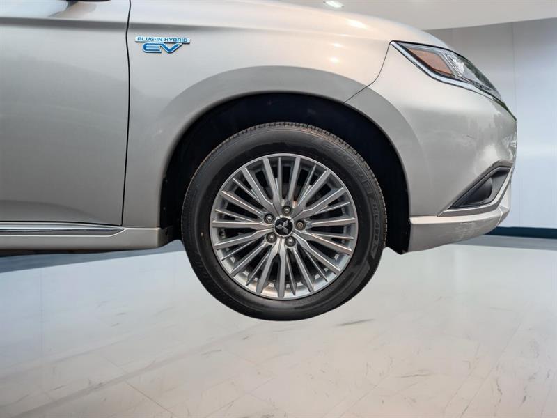 mitsubishi Outlander rechargeable 2019 - 7