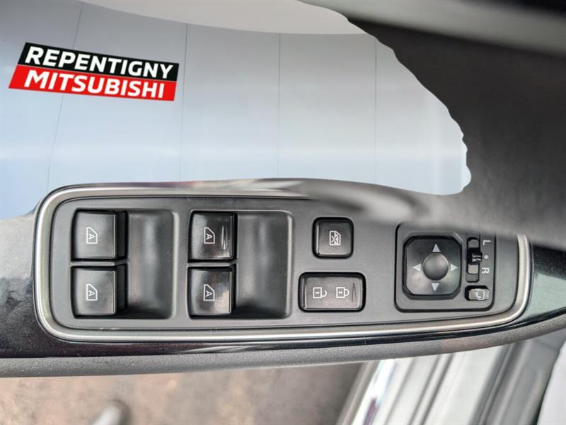 mitsubishi Outlander rechargeable 2019 - 11