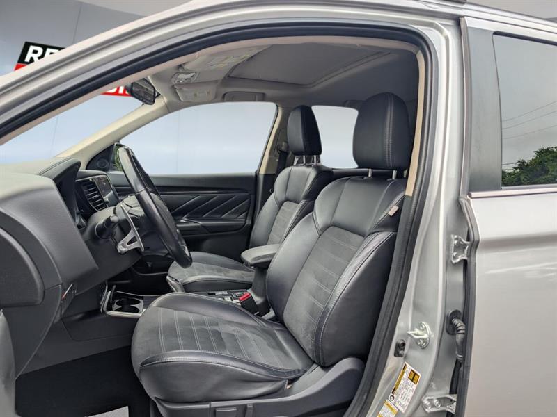 mitsubishi Outlander rechargeable 2019 - 12
