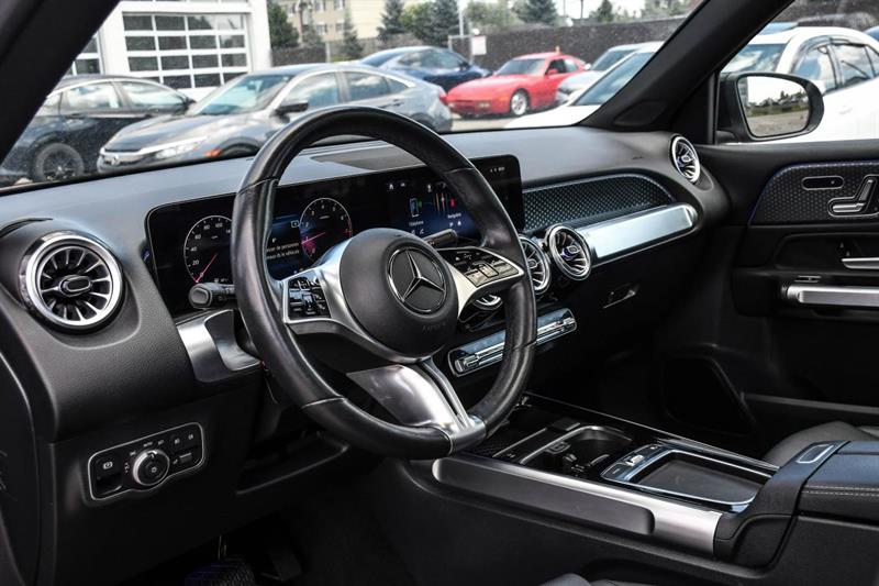 mercedes-benz GLB 250 2024 - 9