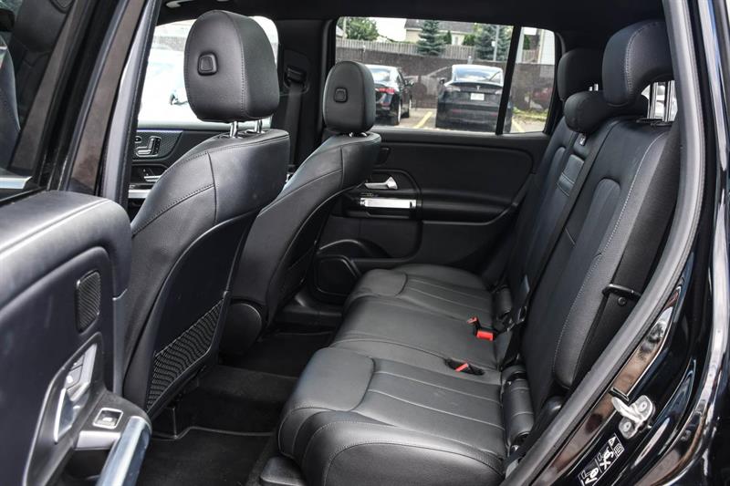 mercedes-benz GLB 250 2024 - 11
