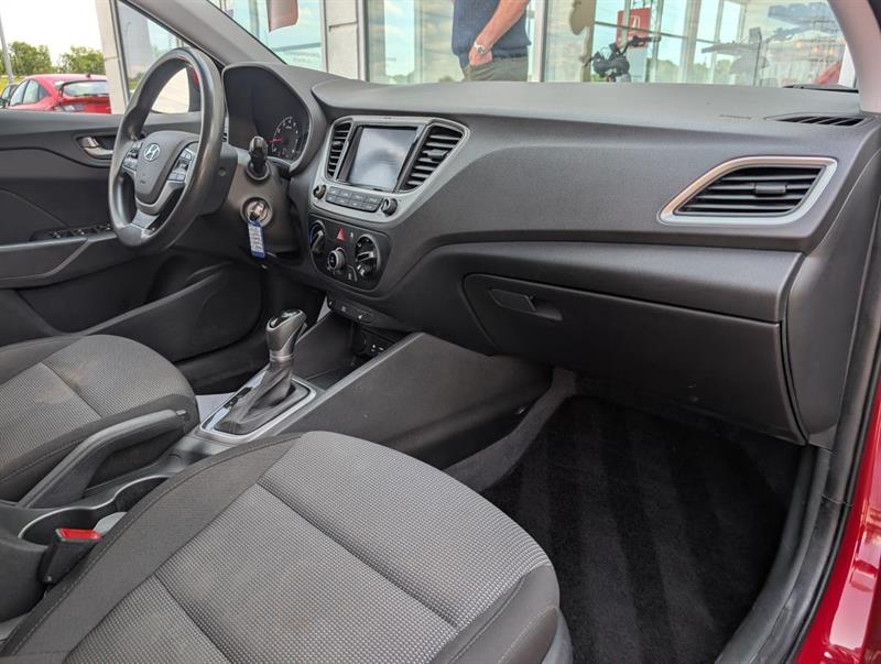 hyundai Accent 2020 - 19