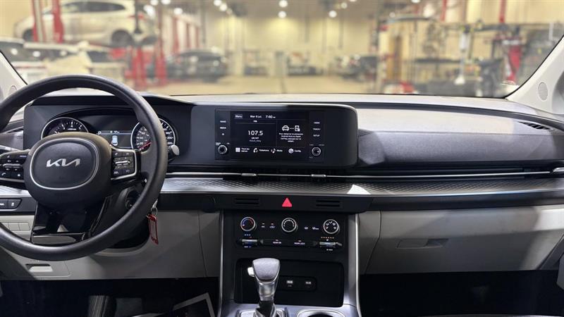 kia Carnival 2023 - 16