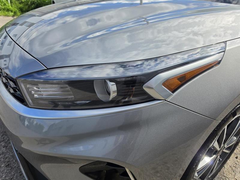 kia Forte 2022 - 11