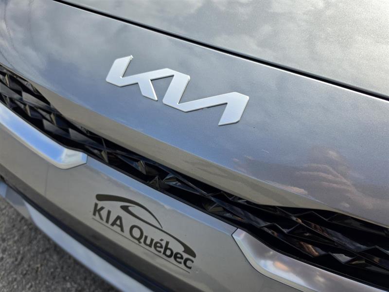 kia Forte 2022 - 13