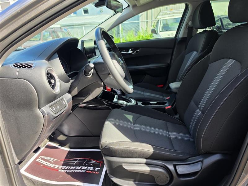 kia Forte 2022 - 14