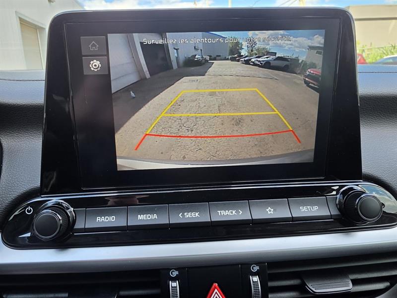 kia Forte 2022 - 20