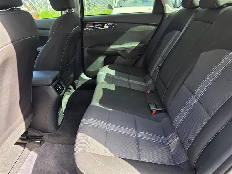 kia Forte 2022 - 24
