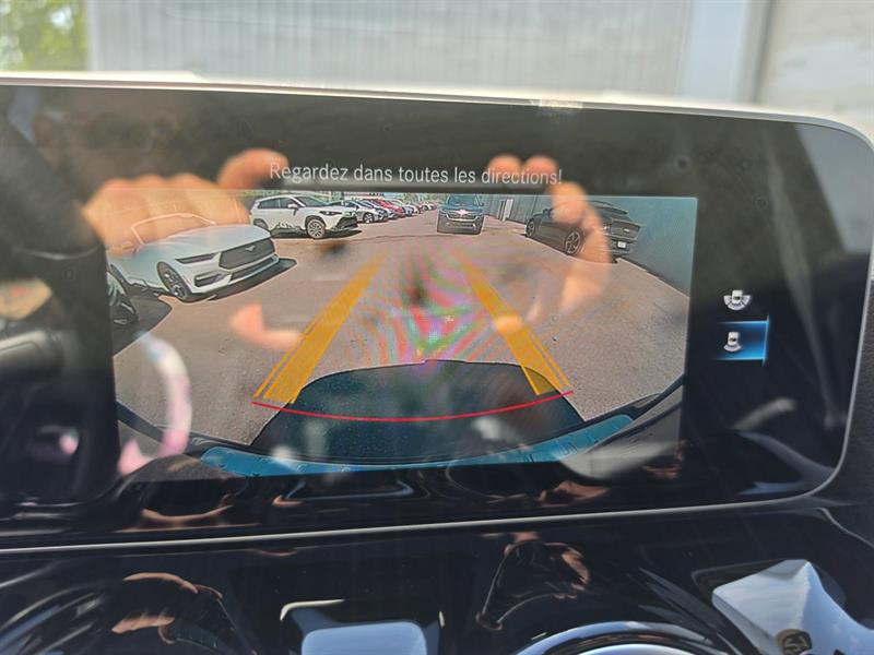 mercedes-benz GLA 2021 - 18