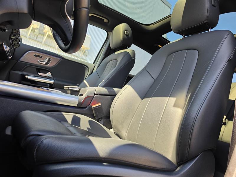 mercedes-benz GLA 2021 - 19