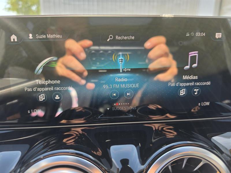 mercedes-benz GLA 2021 - 35