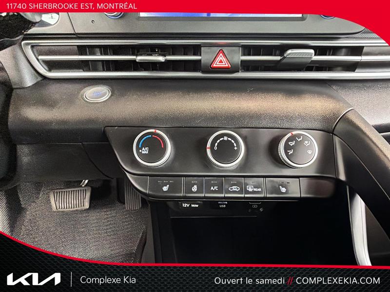 hyundai Elantra 2022 - 17