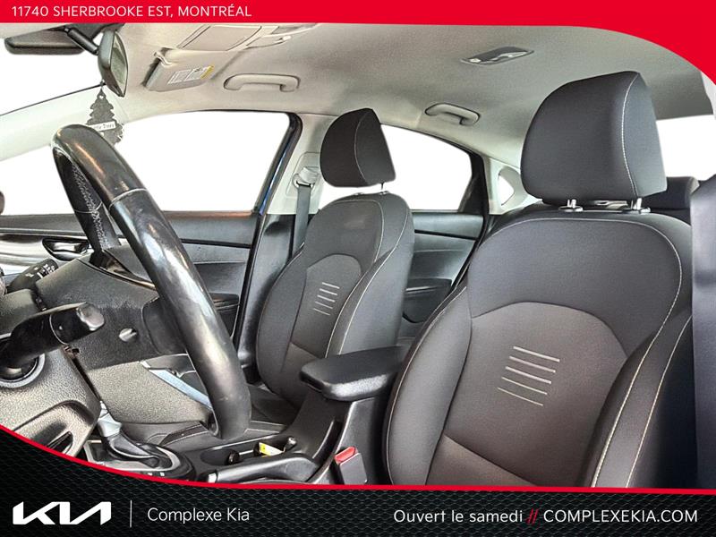 kia Forte 2021 - 9