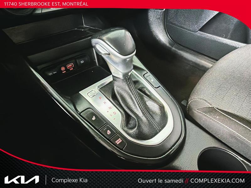 kia Forte 2021 - 17