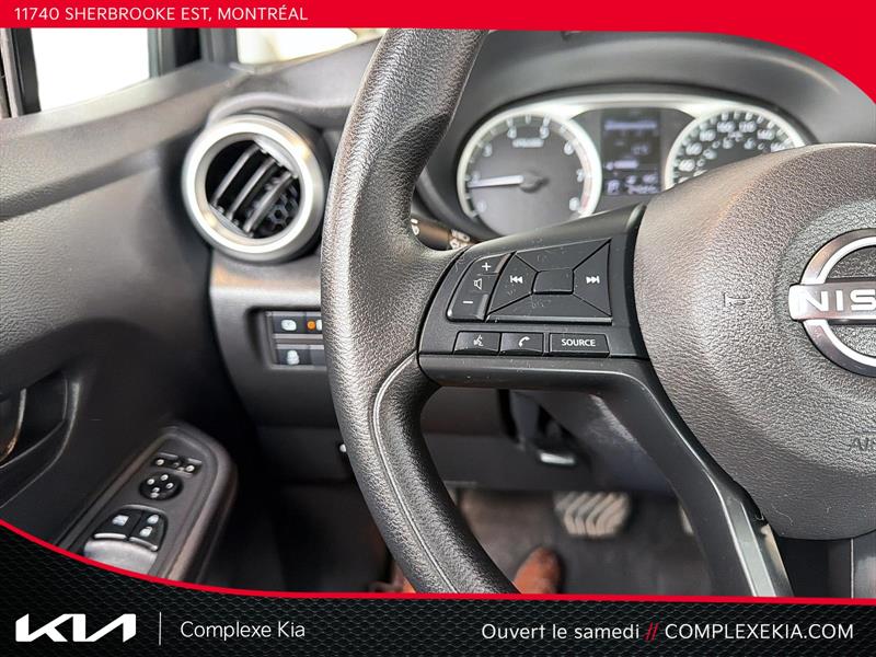nissan Versa 2023 - 12