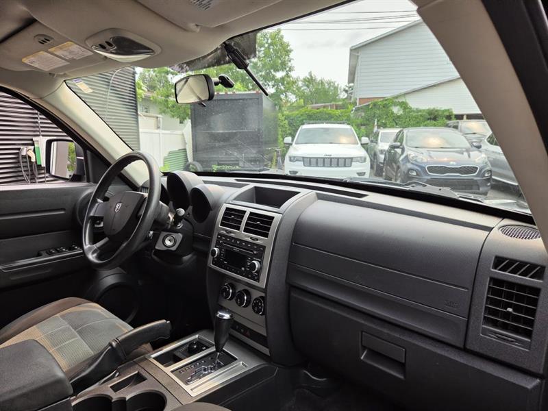 dodge Nitro 2007 - 9
