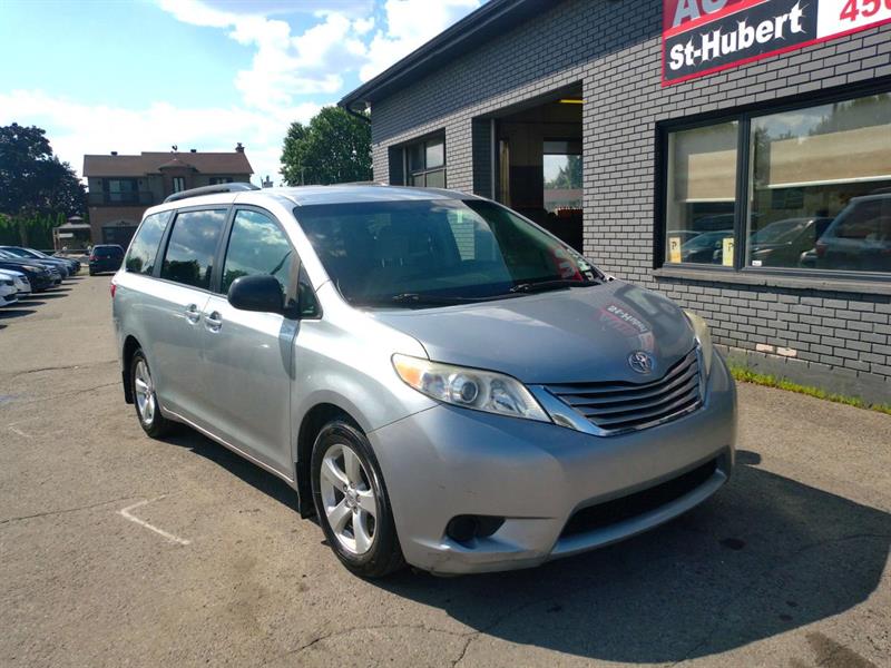 toyota Sienna 2015