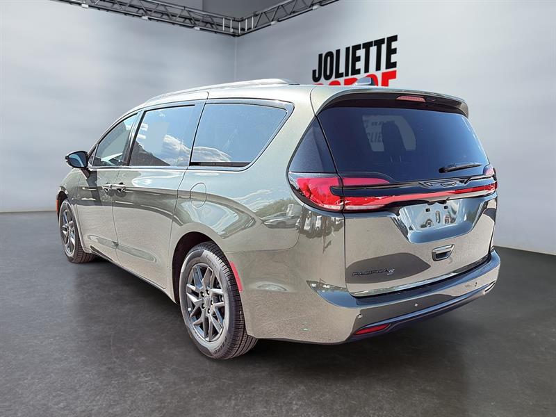chrysler Pacifica 2027 - 4