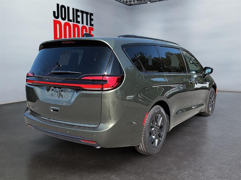 chrysler Pacifica 2027 - 7