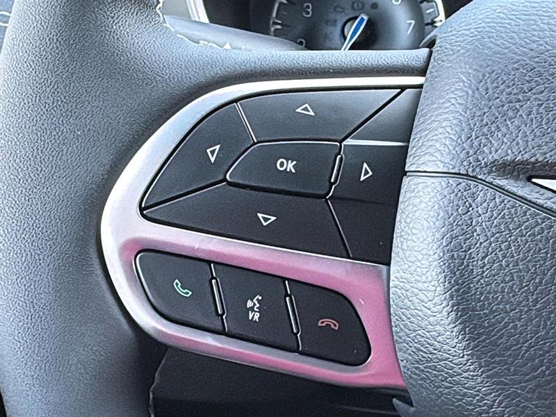chrysler Pacifica 2027 - 22