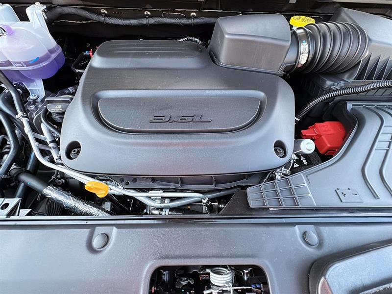 chrysler Pacifica 2027 - 30