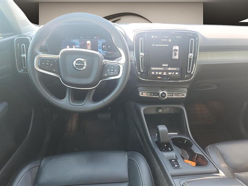 volvo XC40 2023 - 6