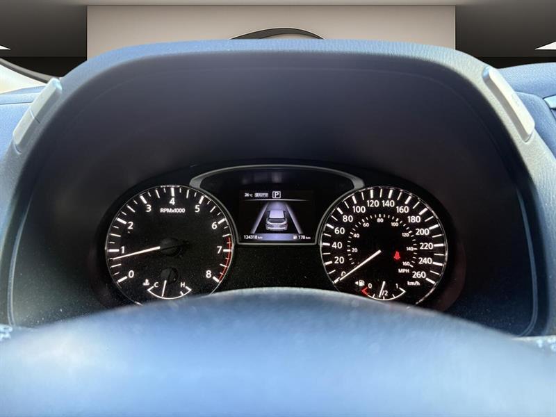 nissan Pathfinder 2016 - 15