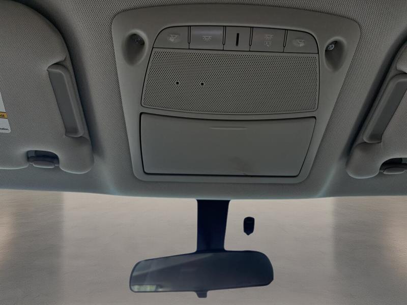 nissan Pathfinder 2016 - 21