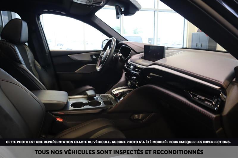 acura MDX 2023 - 18