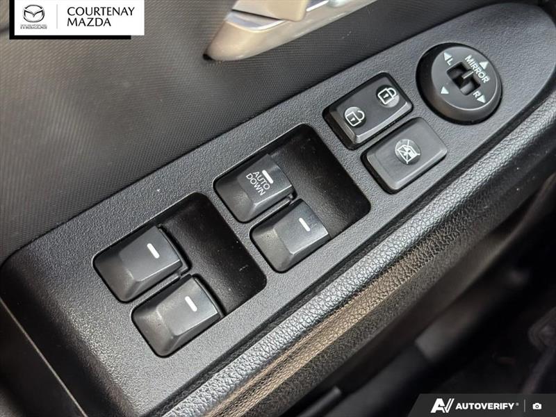 kia Sportage 2012 - 24
