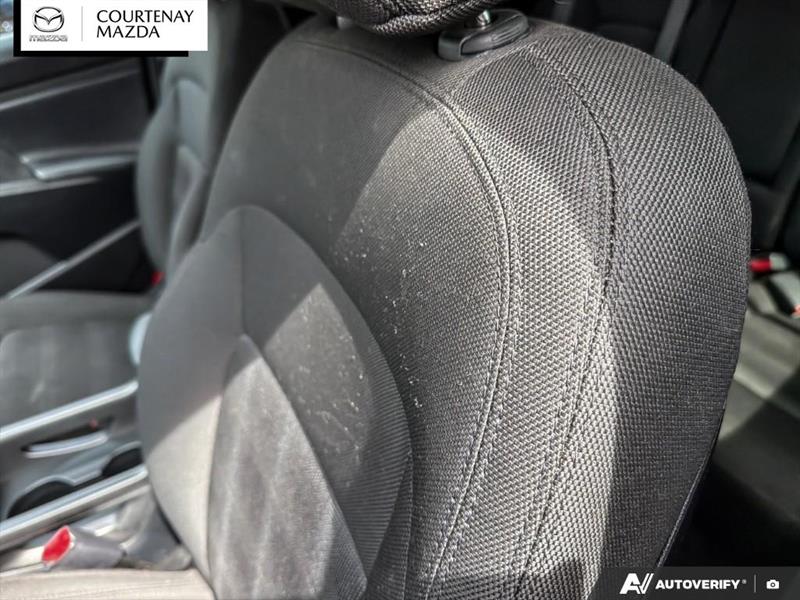 kia Sportage 2012 - 26