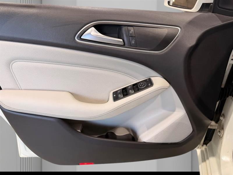 mercedes-benz B 250 2017 - 17