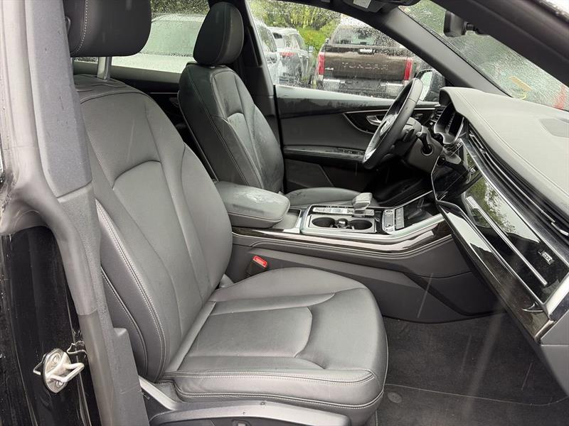 audi Q8 2025 - 32