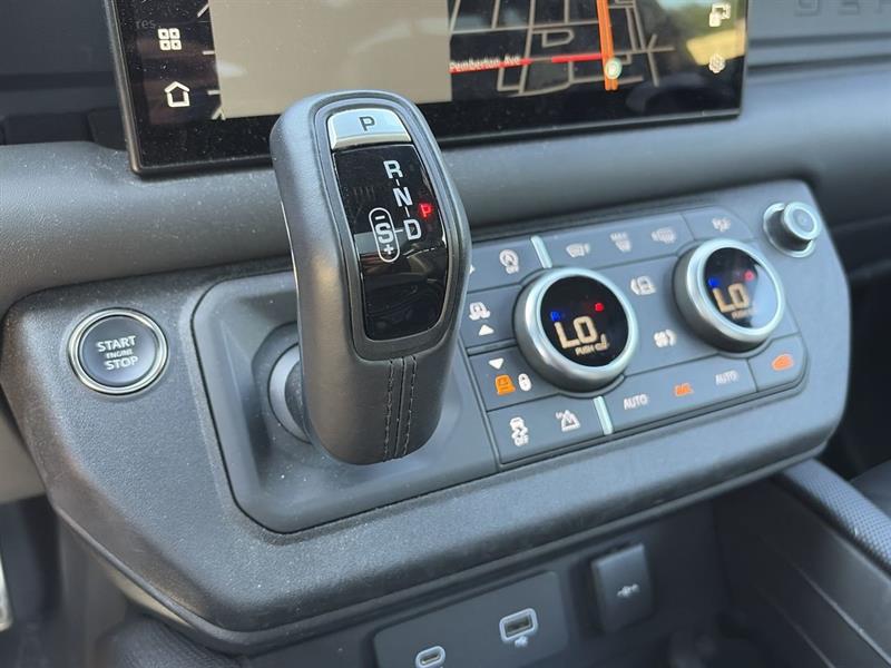 land rover Defender 2024 - 28