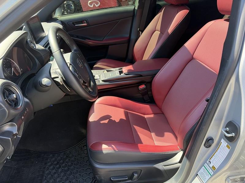 lexus IS 2024 - 19