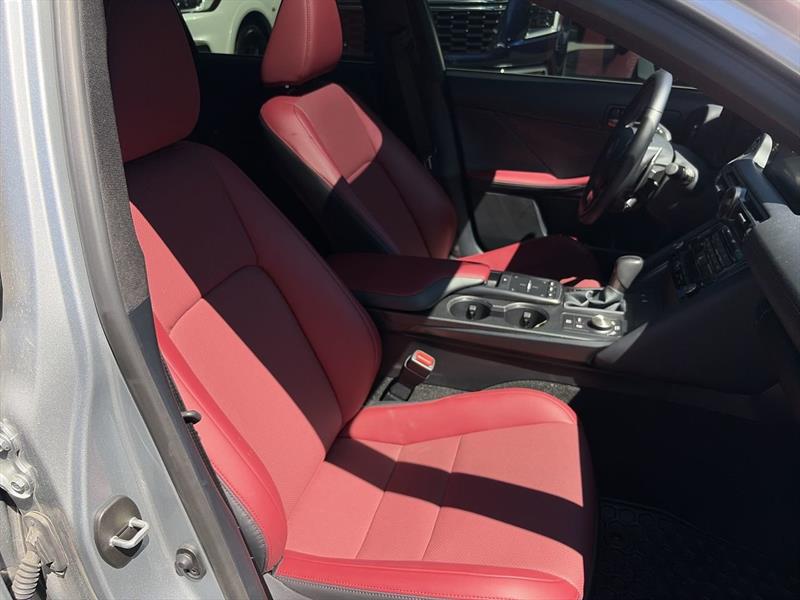 lexus IS 2024 - 31