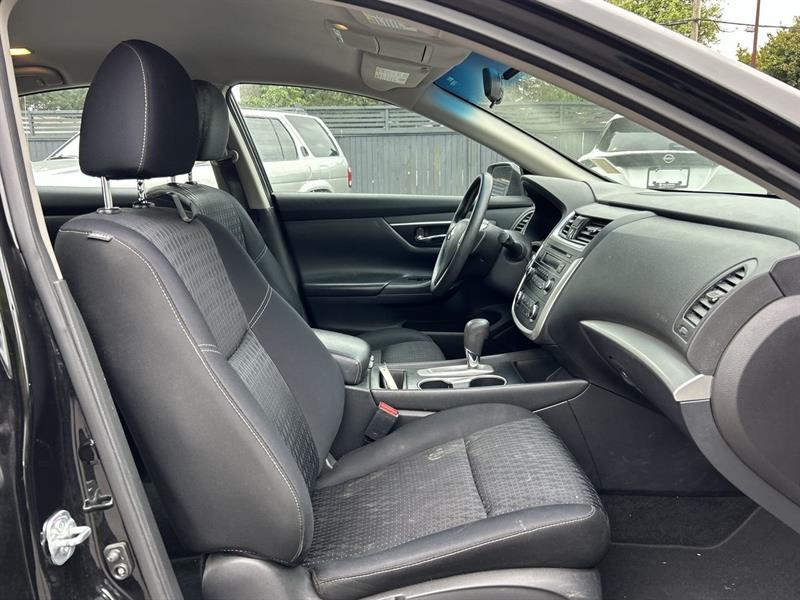 nissan Altima 2017 - 30