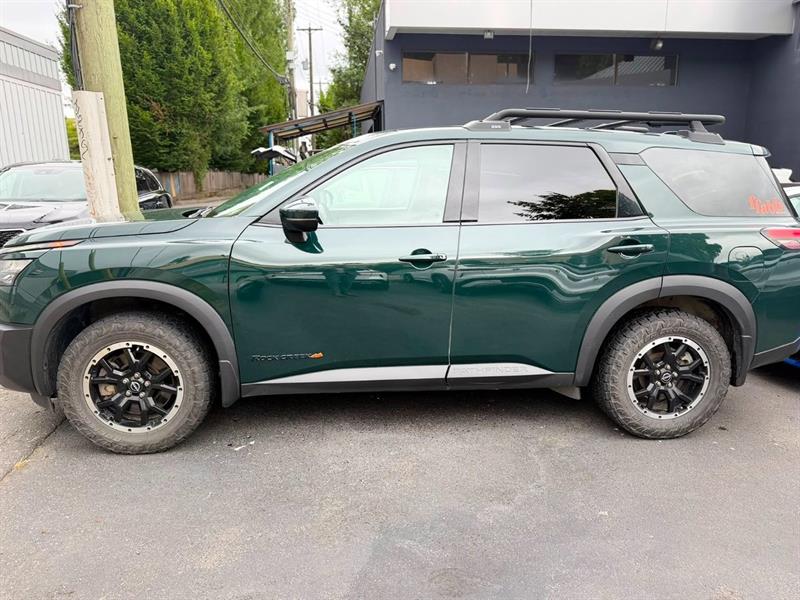 nissan Pathfinder 2023 - 2