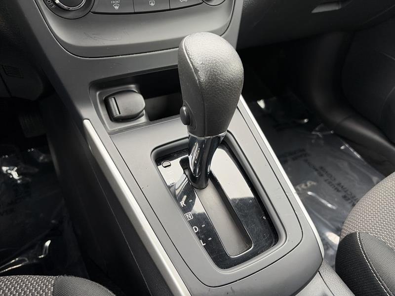 nissan Sentra 2019 - 26