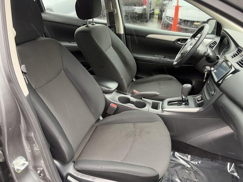 nissan Sentra 2019 - 30